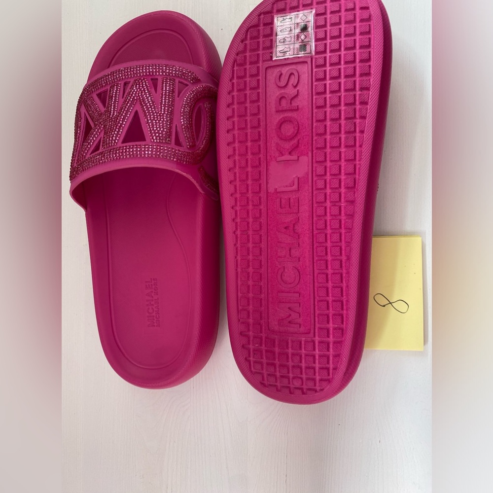 MICHAEL KORS Splash Crystal-Embellished Scuba
Slide Sandal size;8 - Picture 2 of 7